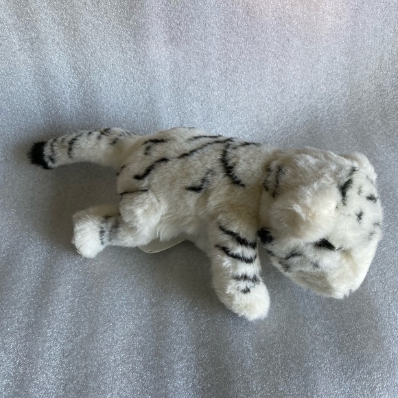 WowWee Alive Mini White Tiger Cub Robotic Animal - Picture 2 of 7